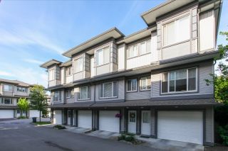 Photo 2: 166 18701 66 Avenue in Surrey: Cloverdale BC Townhouse for sale in "The Encore at Hillcrest" (Cloverdale)  : MLS®# R2069014