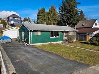 Main Photo: 32967 2 Avenue in Mission: Mission BC House for sale : MLS®# R2849294