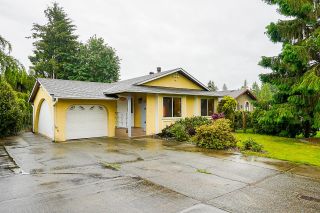 Photo 1: 35186 SKEENA Avenue in Abbotsford: Abbotsford East House for sale : MLS®# R2821958