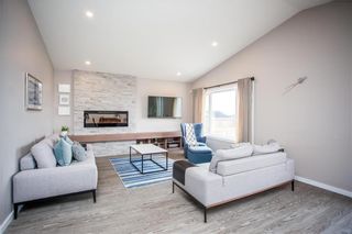 Photo 14: 131 Joynson Crescent in Winnipeg: House for sale : MLS®# 202408596