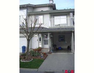 Photo 1: 8892 208TH Street in Langley: Walnut Grove Townhouse for sale in "HUNTERS RUN" : MLS®# F2705716