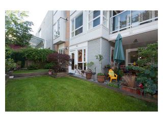 Photo 9: 108 6198 ASH Street in Vancouver: Oakridge VW Condo for sale in "THE GROVE" (Vancouver West)  : MLS®# V843824