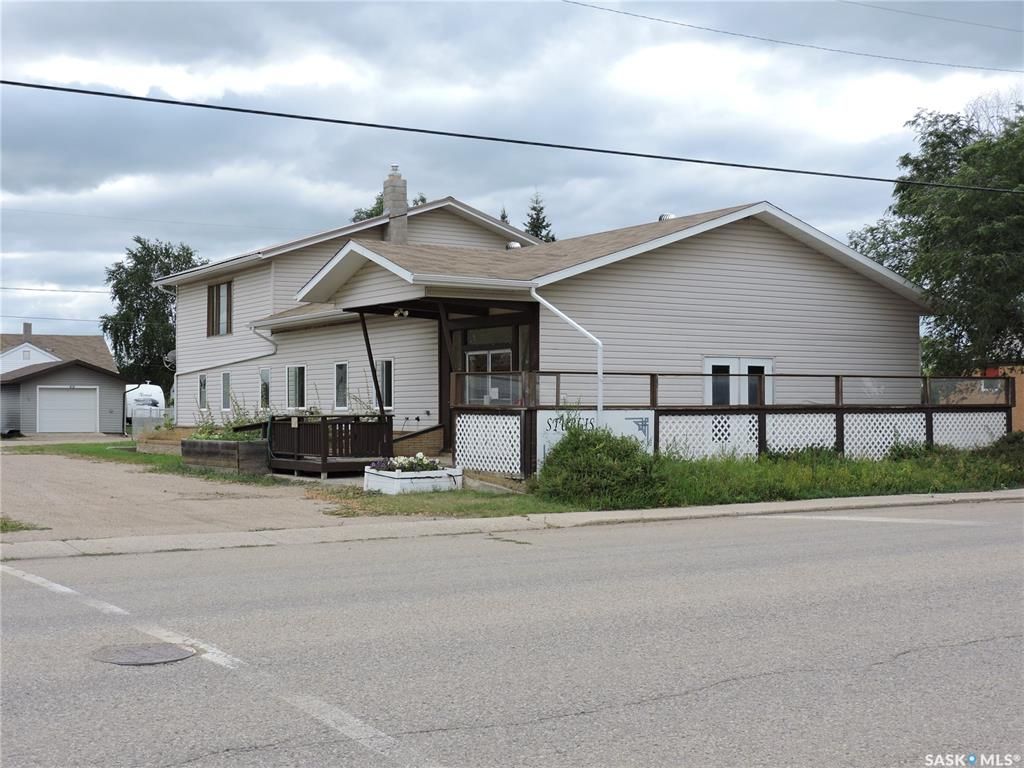 Main Photo: 221 1st Avenue North in Sturgis: Commercial for sale : MLS®# SK870139