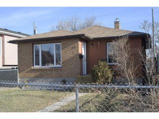 Photo 2: 23 Gallagher Avenue in WINNIPEG: Brooklands / Weston Residential for sale (West Winnipeg)  : MLS®# 1506359