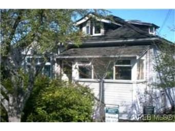 Main Photo: 914 Inskip St in VICTORIA: Es Kinsmen Park House for sale (Esquimalt)  : MLS®# 333570