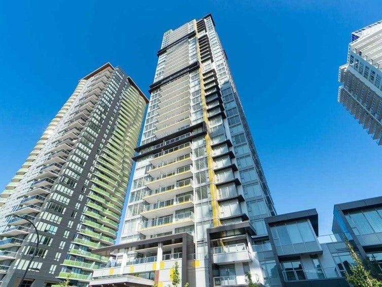 Main Photo: 303 6700 DUNBLANE Avenue in Burnaby: Metrotown Condo for sale (Burnaby South)  : MLS®# R2533389