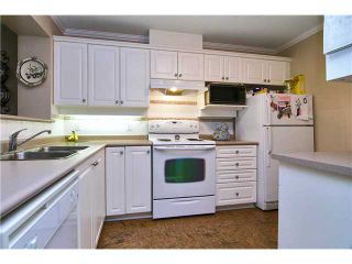 Photo 3: # 211 12148 224TH ST in Maple Ridge: East Central Condo for sale in "THE PANORAMA" : MLS®# V897742