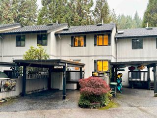 Photo 3: 2052 DEEP COVE Crescent in North Vancouver: Deep Cove Townhouse for sale in "Village Cove" : MLS®# R2826035