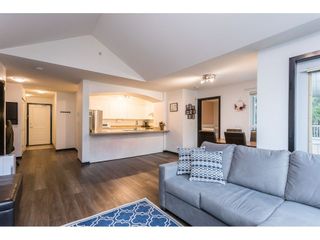 Photo 10: PH15 7383 GRIFFITHS Drive in Burnaby: Highgate Condo for sale in "EIGHTEEN TREES" (Burnaby South)  : MLS®# R2519626