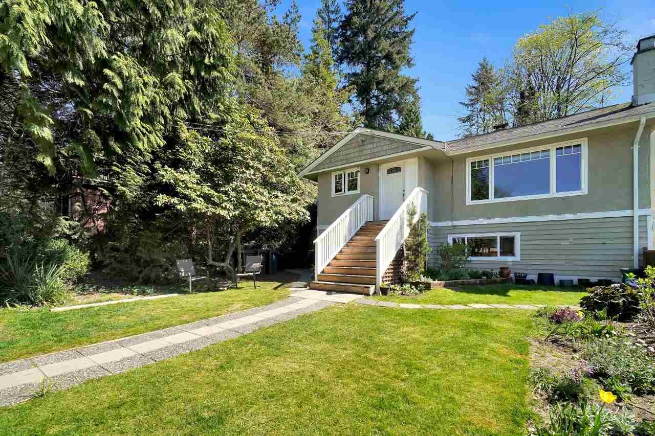 Main Photo: 3696 HOSKINS Road in North Vancouver: Lynn Valley House for sale : MLS®# R2570446