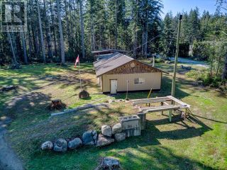 Photo 8: 9537 NASSICHUK ROAD in Powell River: House for sale : MLS®# 17977