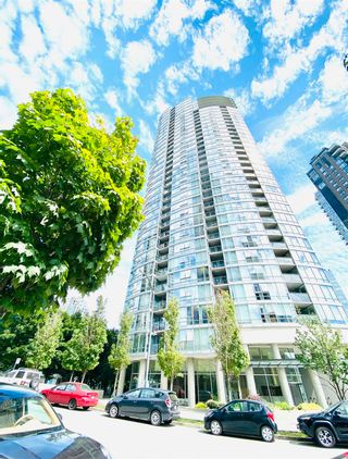 Photo 1: 2106 1438 RICHARDS Street in Vancouver: Yaletown Condo for sale in "AZURA" (Vancouver West)  : MLS®# R2596803
