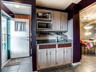 Photo 9: 27 Woodmont Green SW in Calgary: Woodbine House for sale : MLS®# C4022488