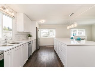 Photo 20: 251 1840 160 Street in Surrey: King George Corridor Manufactured Home for sale in "BREAKAWAY BAYS" (South Surrey White Rock)  : MLS®# R2574472