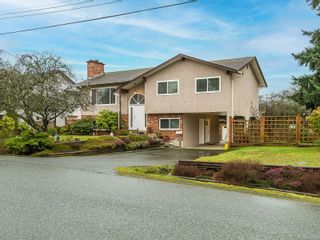 Photo 1: 106 Wildlife Pl in Nanaimo: Na University District House for sale : MLS®# 895825