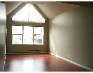 Photo 3: 305 7011 BLUNDELL Road in Richmond: Brighouse South Condo for sale in "WINDSOR GARDEN" : MLS®# V701334