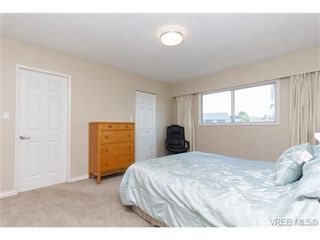 Photo 7: 1441 Ocean View Rd in VICTORIA: SE Cedar Hill House for sale (Saanich East)  : MLS®# 710047