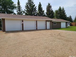 Photo 3: 301 8th Street in Star City: Residential for sale : MLS®# SK902883