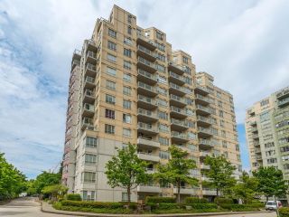 Main Photo: 910 3455 ASCOT Place in Vancouver: Collingwood VE Condo for sale in "QUEENS COURT" (Vancouver East)  : MLS®# R2783618