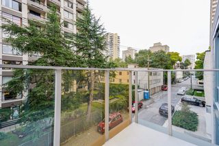 Photo 29: 401 1365 DAVIE Street in Vancouver: West End VW Condo for sale in "MIRABEL" (Vancouver West)  : MLS®# R2781177