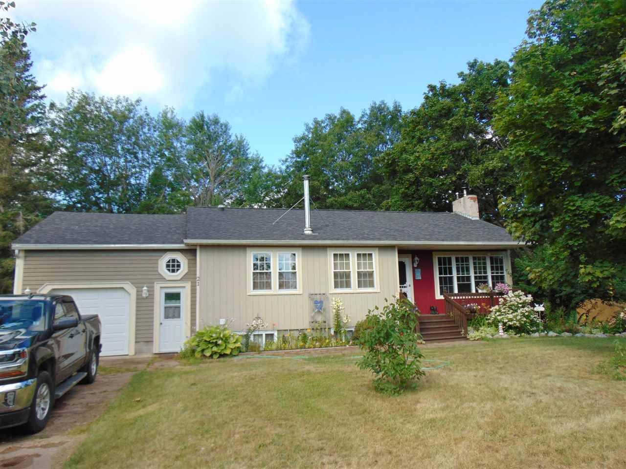 Main Photo: 21 Brockville Street in East Kingston: 404-Kings County Residential for sale (Annapolis Valley)  : MLS®# 202015777