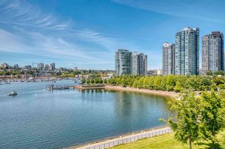 Photo 1: 705 1383 MARINASIDE CRESCENT in Vancouver: Yaletown Condo for sale (Vancouver West)  : MLS®# R2594508