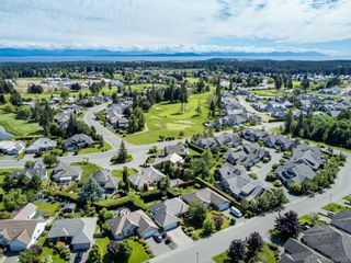 Photo 18: 984 Monarch Dr in Courtenay: CV Crown Isle House for sale (Comox Valley)  : MLS®# 907617