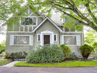 Photo 1: 1175 CYPRESS Street in Vancouver: Kitsilano House for sale (Vancouver West)  : MLS®# R2592260