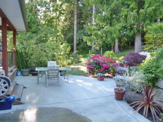 Photo 13: 8099 WESTWOOD Road in Halfmoon Bay: Halfmn Bay Secret Cv Redroofs House for sale in "Welcome Woods" (Sunshine Coast)  : MLS®# R2079832