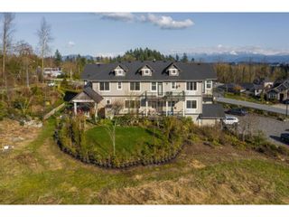 Photo 7: 2379 CHARDONNAY LANE in Abbotsford: House for sale : MLS®# R2780657
