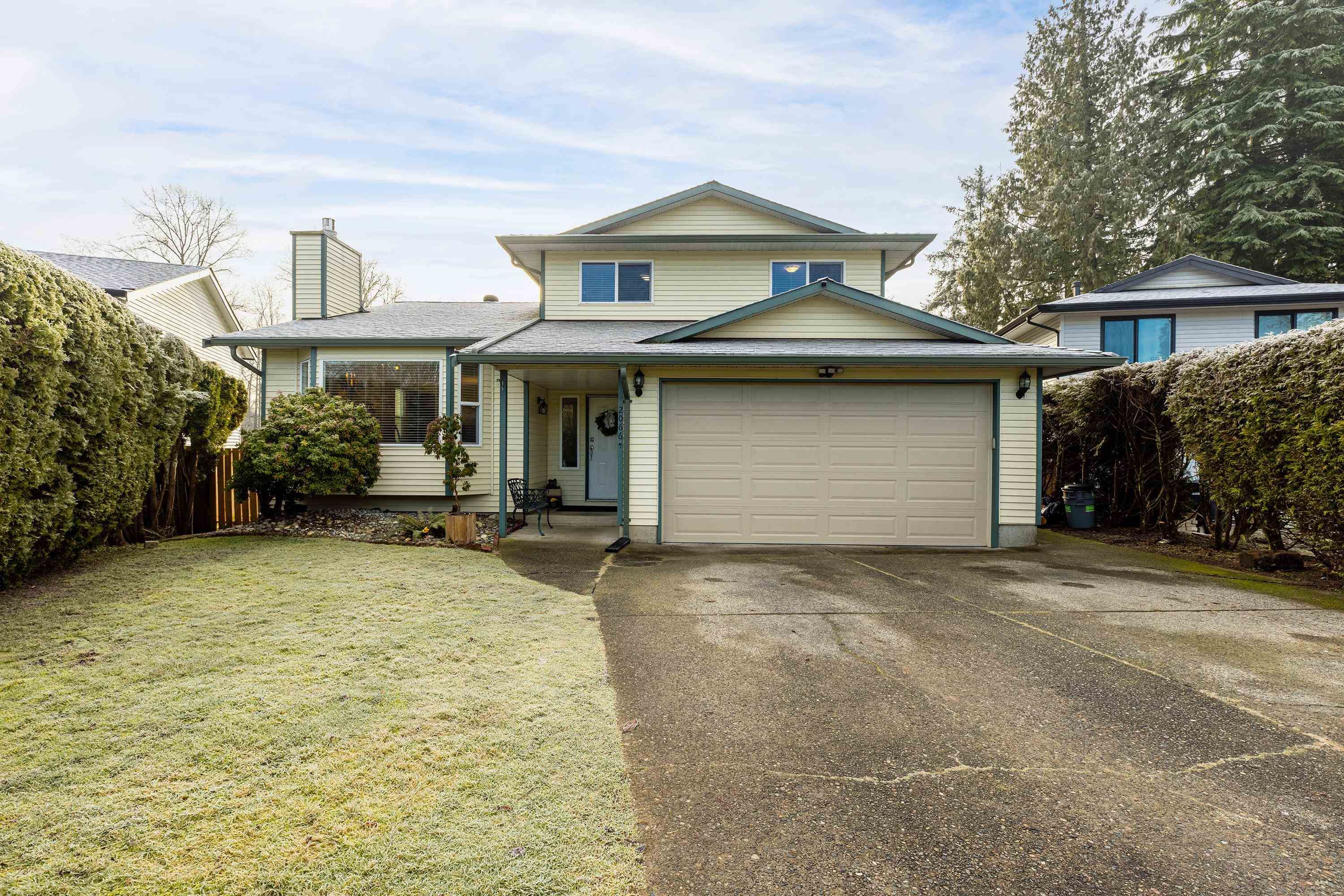 Main Photo: 20664 94B AVENUE in Langley: Walnut Grove House for sale : MLS®# R2647665