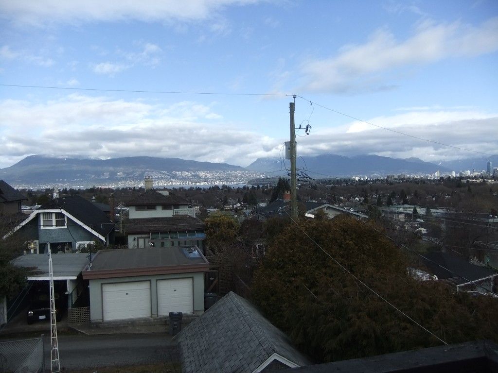 Main Photo: 3253 W 21ST AV in Vancouver: Dunbar House for sale ()  : MLS®# V1051374