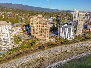Photo 2: 10 2250 BELLEVUE Avenue in West Vancouver: Dundarave Condo for sale in "Les Terraces" : MLS®# R2850201