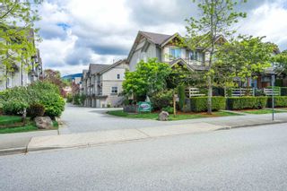 Photo 2: 81 1055 RIVERWOOD Gate in Port Coquitlam: Riverwood Townhouse for sale in "MOUNTAINVIEW ESTATES" : MLS®# R2880575