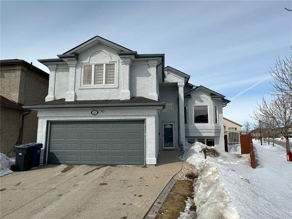 Main Photo: 123 Sedona Crescent in Winnipeg: Meadows West Residential for sale (4L)  : MLS®# 202305377