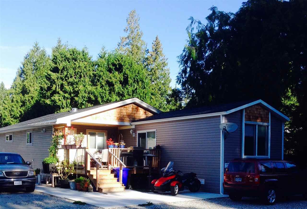 Fabulous location!  West Sechelt on Wakefield Rd close to West Sechelt Elementary, minutes to Sechelt amenities.  Spacious family home or easy care space for retired couple.