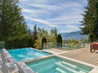 Photo 6: 40543 THUNDERBIRD Ridge in Squamish: Garibaldi Highlands House for sale : MLS®# R2694361