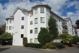 Photo 1: 112 31831 PEARDONVILLE Road in Abbotsford: Abbotsford West Condo for sale in "WEST POINT VILLA" : MLS®# R2106373