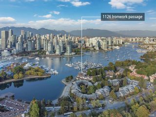 Photo 2: 1126 IRONWORK Passage, Vancouver