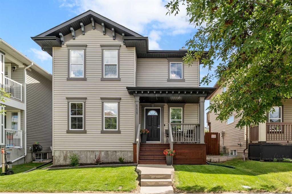 Main Photo: 111 Elgin View SE in Calgary: McKenzie Towne Detached for sale : MLS®# A2061386