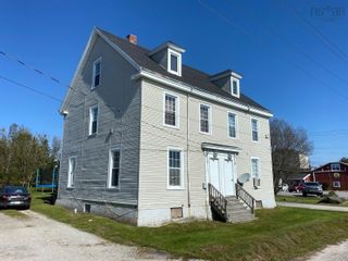 Photo 1: 68 Parade Street in Yarmouth: Town Central Multi-Family for sale : MLS®# 202321354