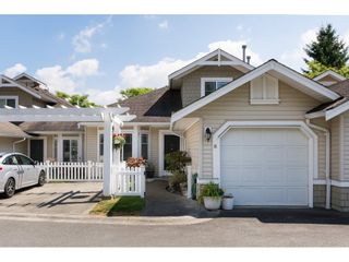 Photo 1: 8 6488 168 Street in Surrey: Cloverdale BC Townhouse for sale in "Turnberry Estates" (Cloverdale)  : MLS®# R2098521