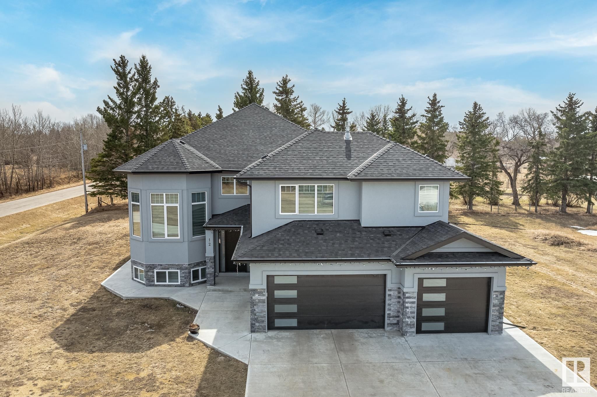 12 52380  RGE RD 233, Rural Strathcona County
