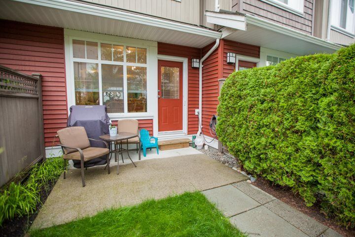 Photo 16: Photos: 36 19455 65 Avenue in Surrey: Clayton Townhouse for sale in "TWO BLUE" (Cloverdale)  : MLS®# R2279555