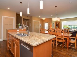 Photo 6: 105 1055 CROWN ISLE DRIVE in COURTENAY: CV Crown Isle Row/Townhouse for sale (Comox Valley)  : MLS®# 740518