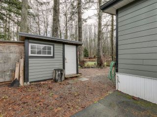 Photo 32: 16 39884 GOVERNMENT Road in Squamish: Northyards Manufactured Home for sale in "Sousters Mobile Home Park" : MLS®# R2839199