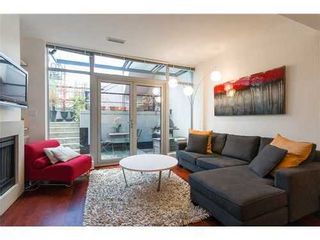 Photo 2: 1231 SEYMOUR Street in Vancouver West: Downtown VW Home for sale ()  : MLS®# V979770