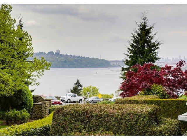 Main Photo: 207 3608 DEERCREST Drive in North Vancouver: Roche Point Condo for sale in "RAVEN WOODS" : MLS®# V1119030