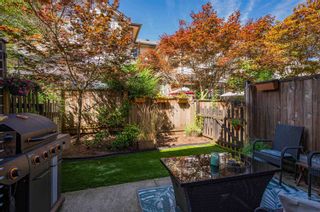 Photo 3: 56 20831 70 Avenue in Langley: Willoughby Heights Townhouse for sale in "RADIUS" : MLS®# R2834309