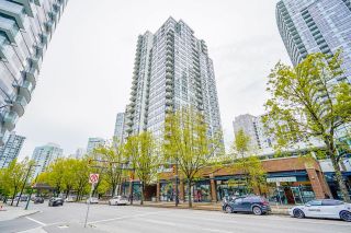 Photo 1: 1706 939 EXPO Boulevard in Vancouver: Yaletown Condo for sale in "MAX II" (Vancouver West)  : MLS®# R2690793